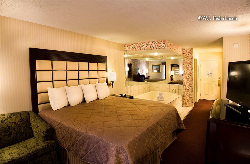 The Wisconsin Hotel & Conference Center Lake Delton Екстериор снимка