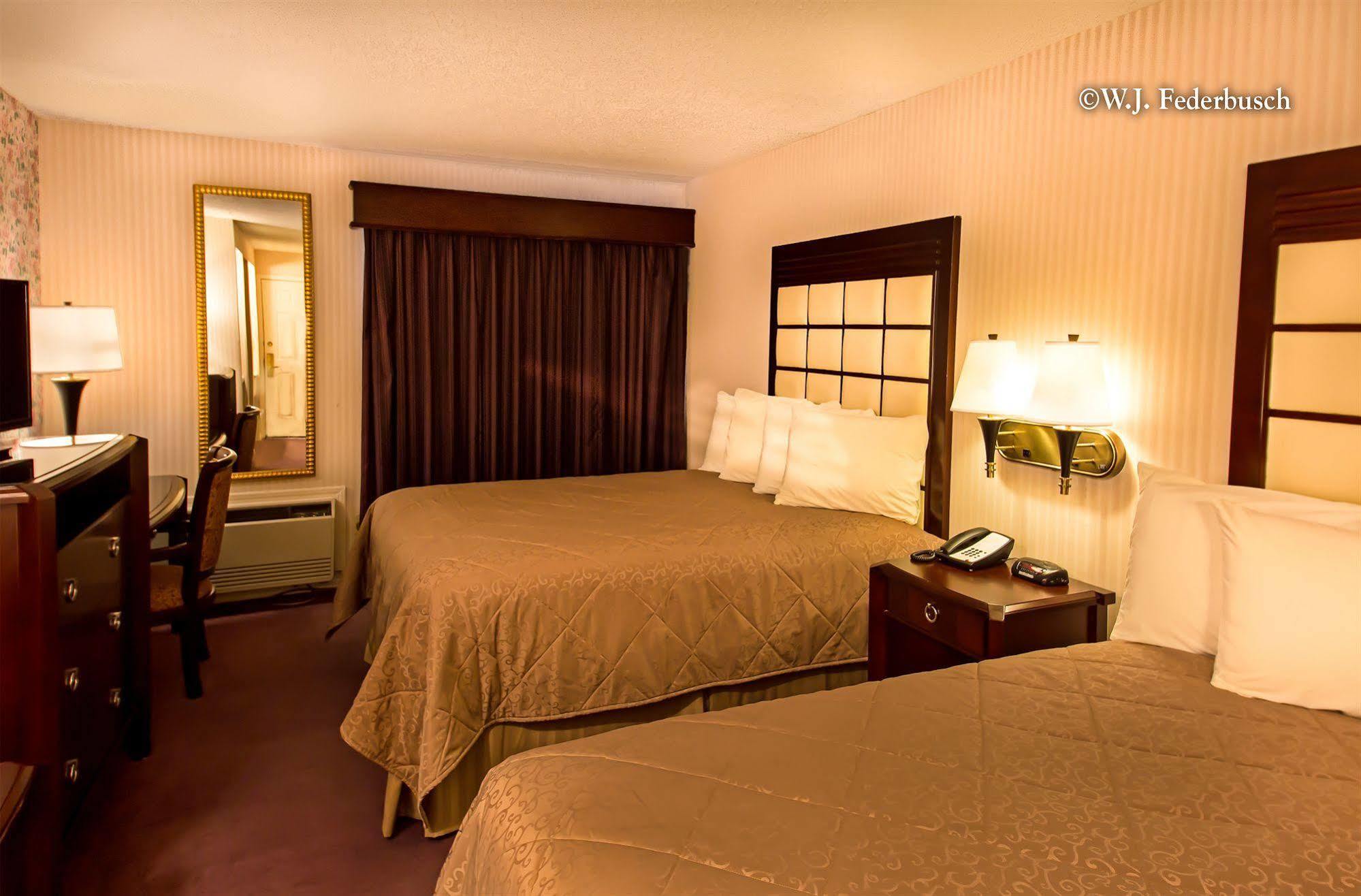 The Wisconsin Hotel & Conference Center Lake Delton Екстериор снимка